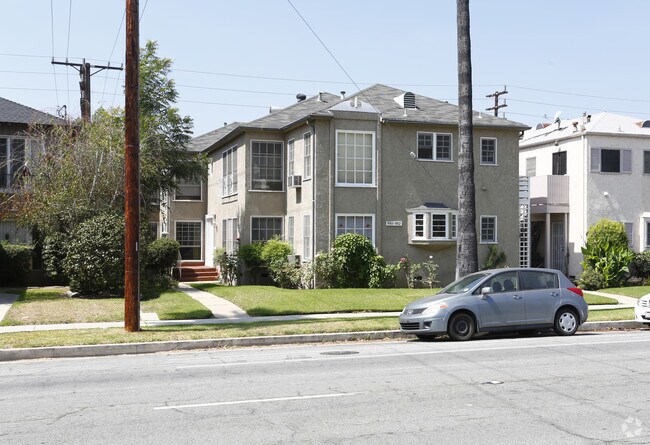 Primary Photo - 980-982 W Glenoaks Blvd