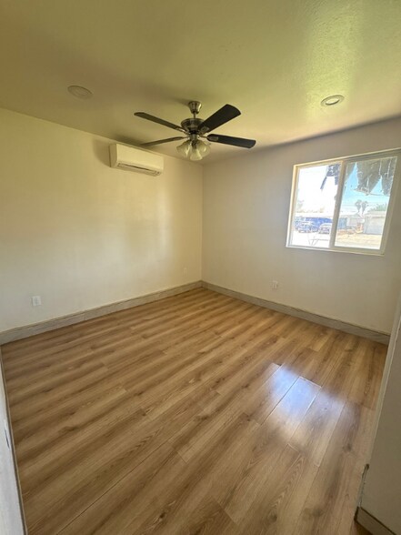 Building Photo - 1051 W Ave J14