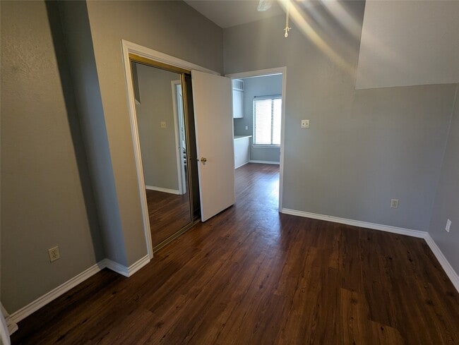 Building Photo - 601 Nelray Blvd