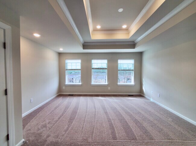 Building Photo - 5660 Lanteen St