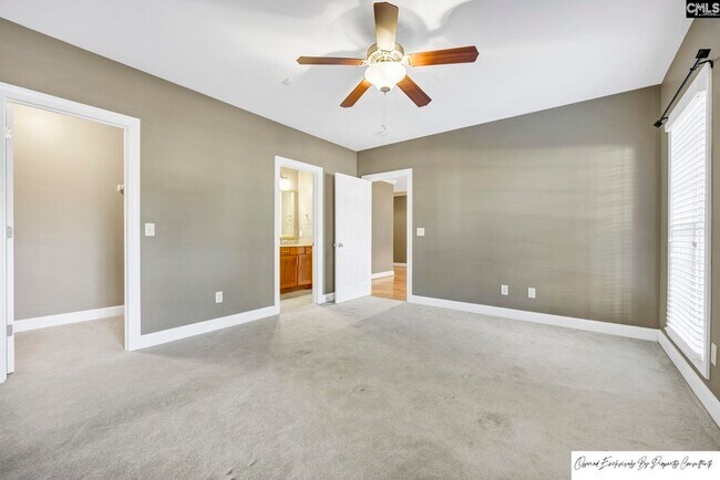 Building Photo - 120 Pinehurst Ct