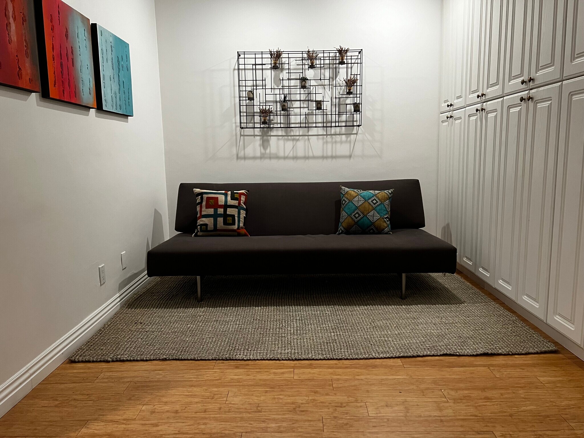 Open Den - couch turns into. a bed - 901 10th St
