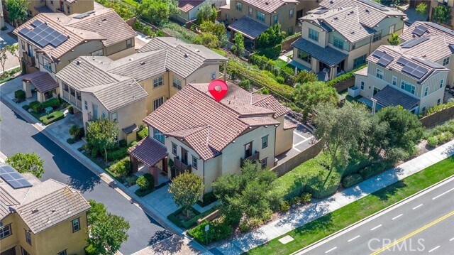 Building Photo - 1 Intriga Ct