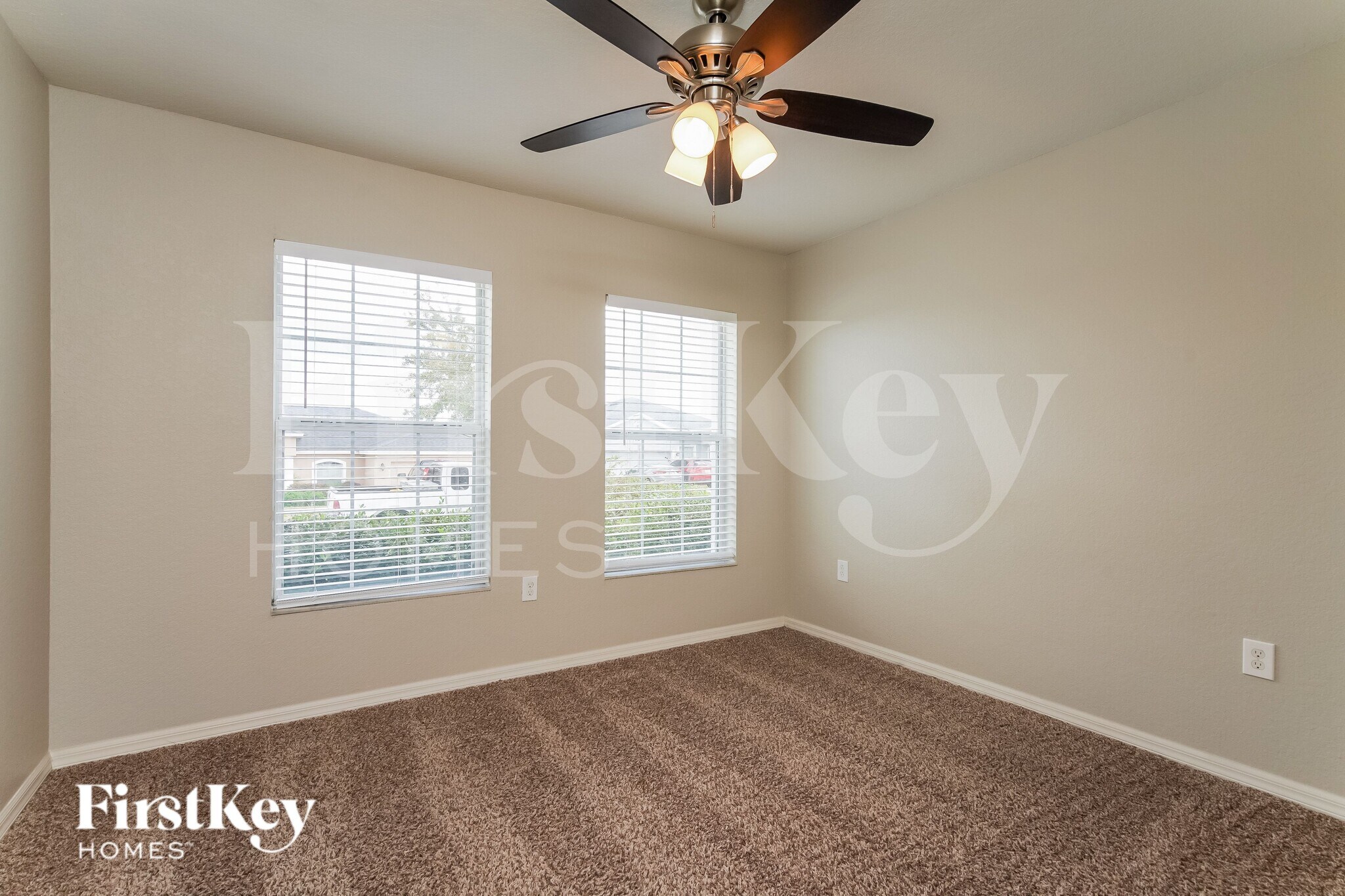Building Photo - 881 Greenshank Dr