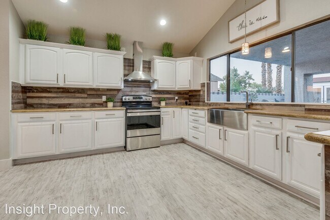 Building Photo - 4 br, 2 bath House - 1709 Valmora St.
