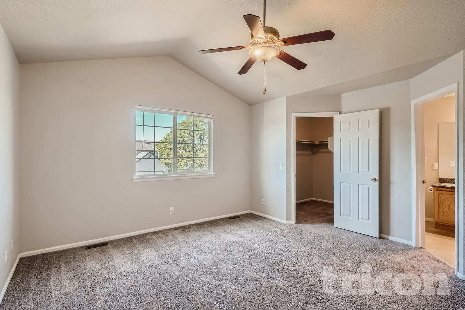 Building Photo - 4879 E 119th Ct