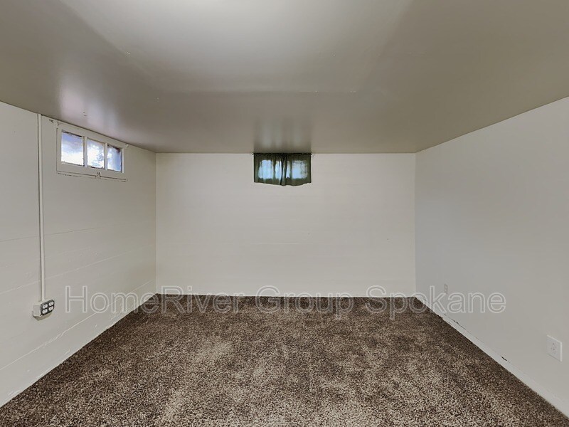 Building Photo - 1414 W Gordon Ave