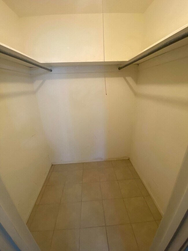 Building Photo - 1800 West Ln