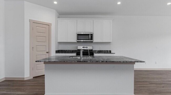 Building Photo - 1039 Great Barracuda Ln