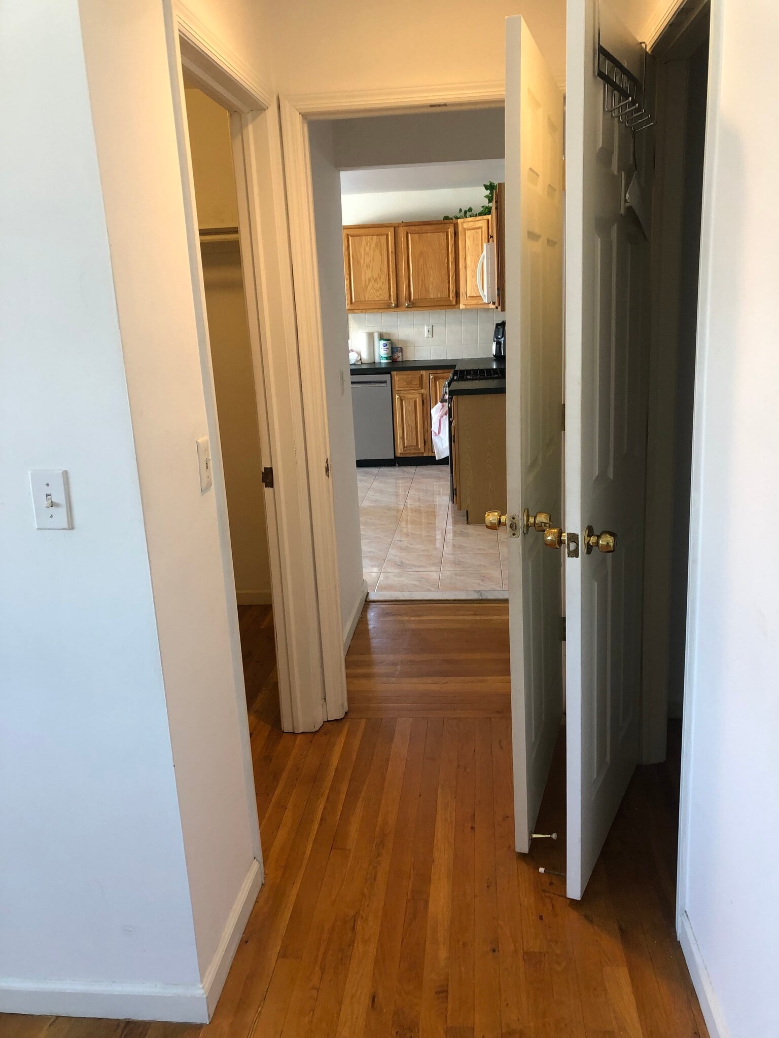 Building Photo - 659 Gramatan Ave