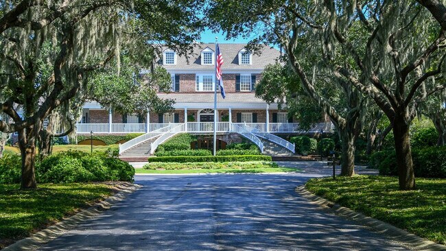 Building Photo - 127 Marsh Lake Dr