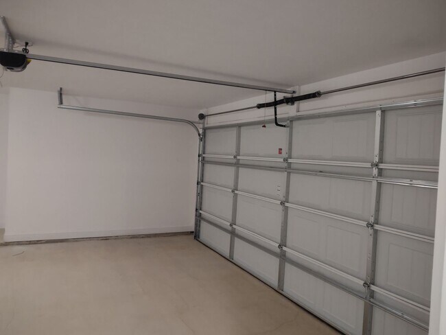 Building Photo - JUST REDUCED!! PLUS..***Move in Special..1...