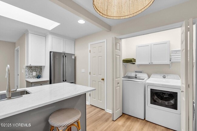 Building Photo - 520 Brighton Ave