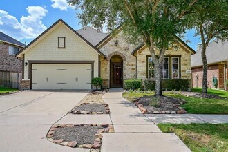 Building Photo - 24618 Fremont Manor Ln