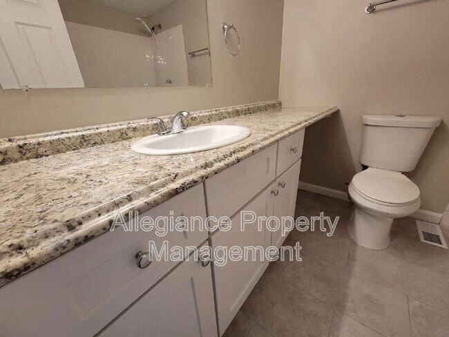Building Photo - 7598 Springfield Hills Dr