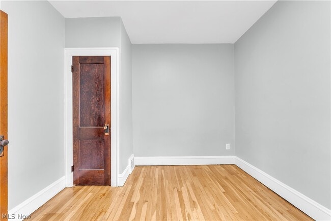 Building Photo - 4388 W 47th St