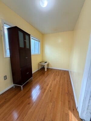 Building Photo - 723 Bennington St