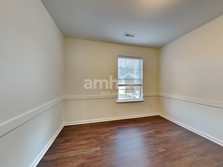 Building Photo - 7202 Sutter Creek Ln