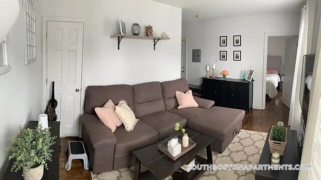 Building Photo - 30 L St