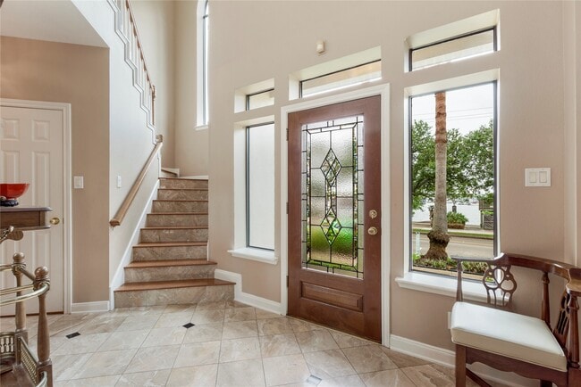 Building Photo - 457 Mariners Dr