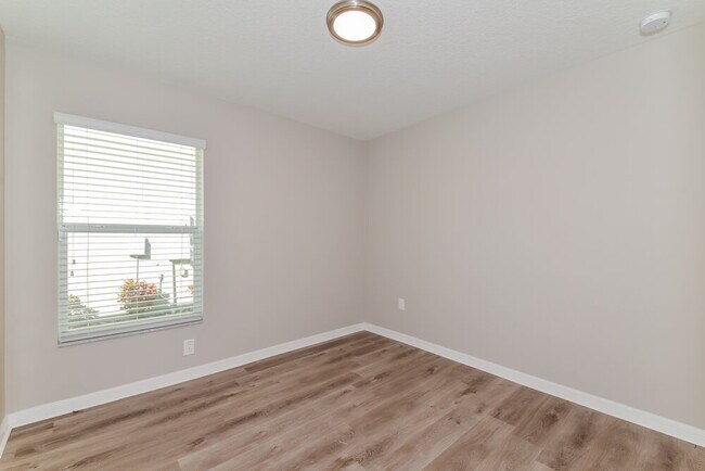 Building Photo - 6706 Trent Creek Dr