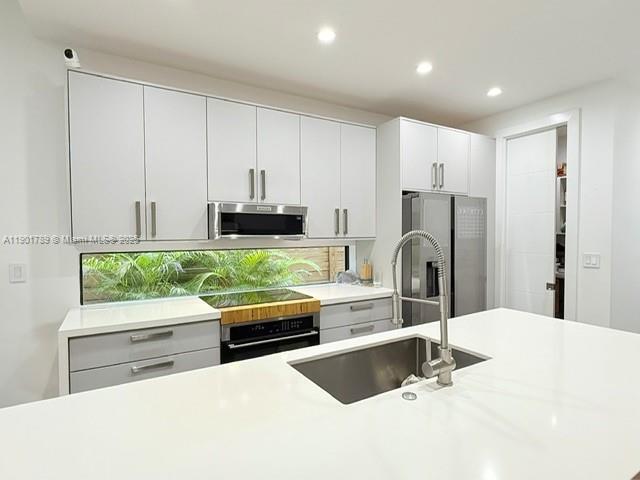 Building Photo - 8871 SW 28th St