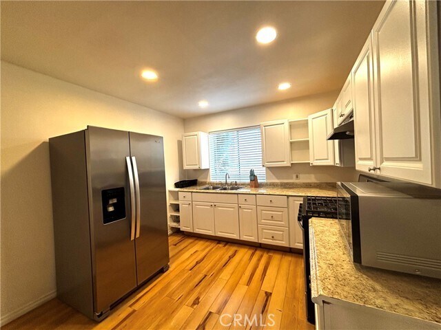 Building Photo - 16875 Orangecrest Ct