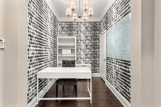 Building Photo - 2277 Peachtree Rd