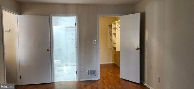 Building Photo - 124 Wood Mill Dr
