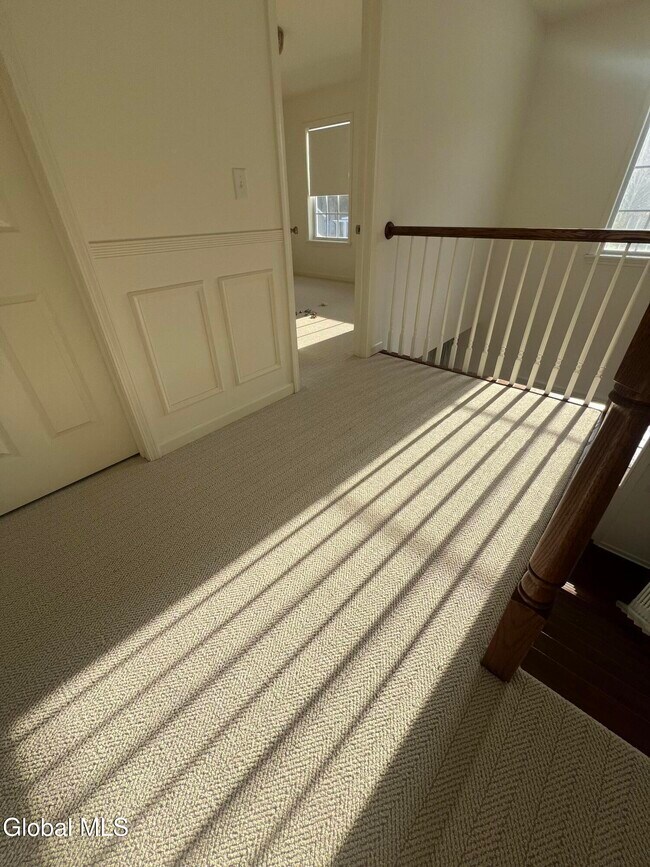 Building Photo - 10 Swatling Dr