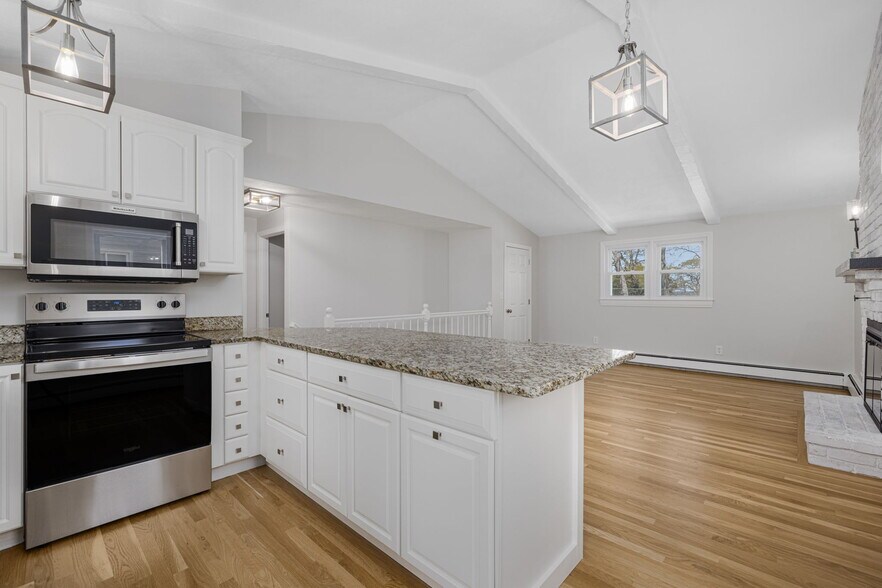 Building Photo - 21 Spindrift Dr