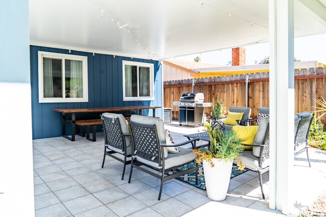 Building Photo - 3610 Marlesta Dr