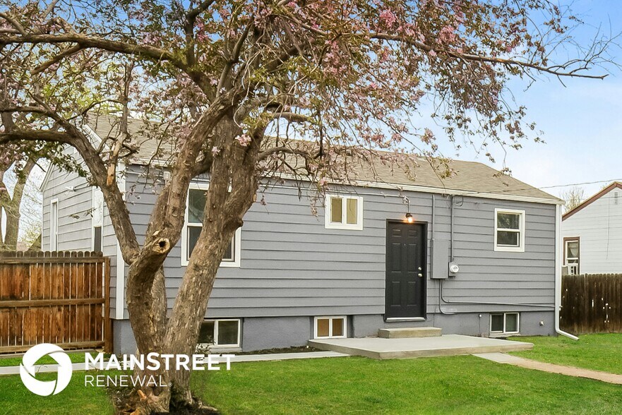 Building Photo - 1308 Havana St