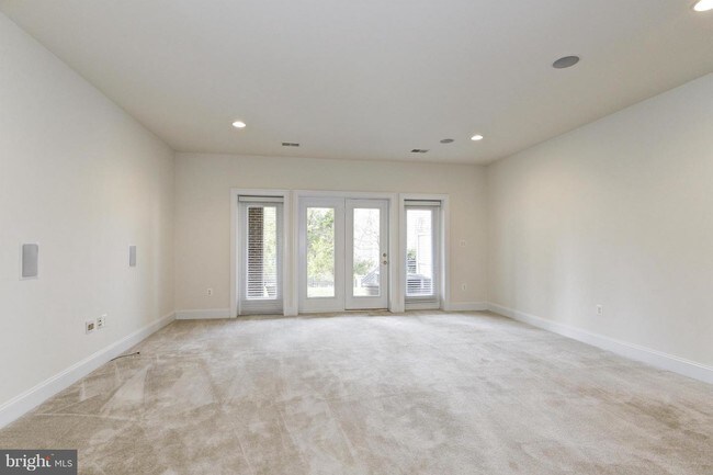 Building Photo - 43704 Burning Sands Terrace