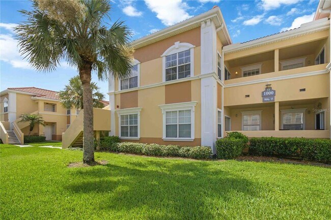 Building Photo - 1000 Villagio Cir
