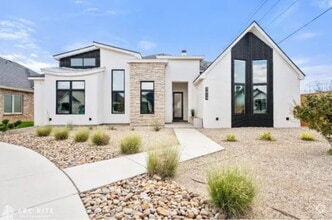 Building Photo - Beautiful 2020 Parade Home in Escondido Ranch