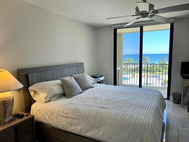 Building Photo - 400 Ocean Trail Way