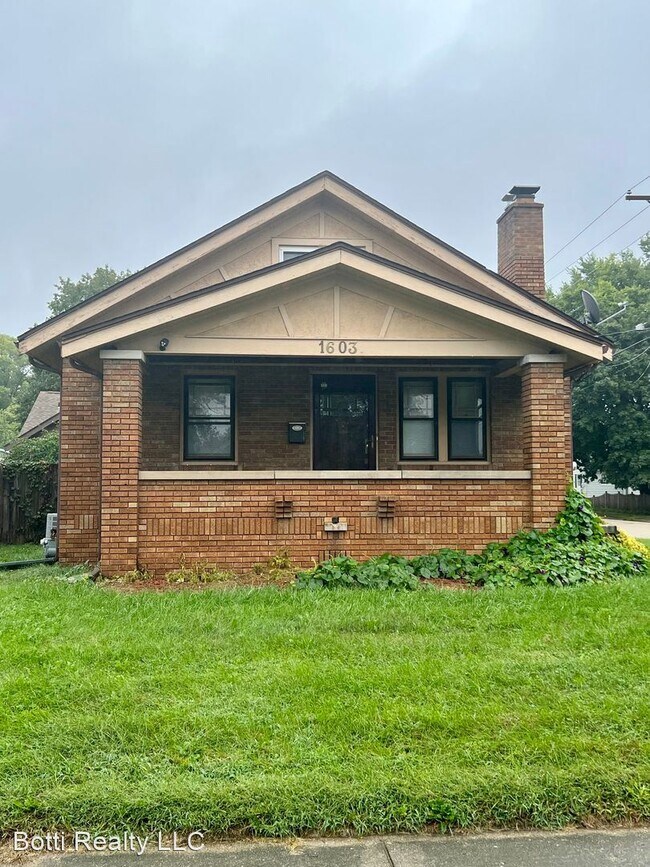 3 br, 1 bath House - 1603 Tacoma Ave - 1603 Tacoma Ave Rockford IL ...