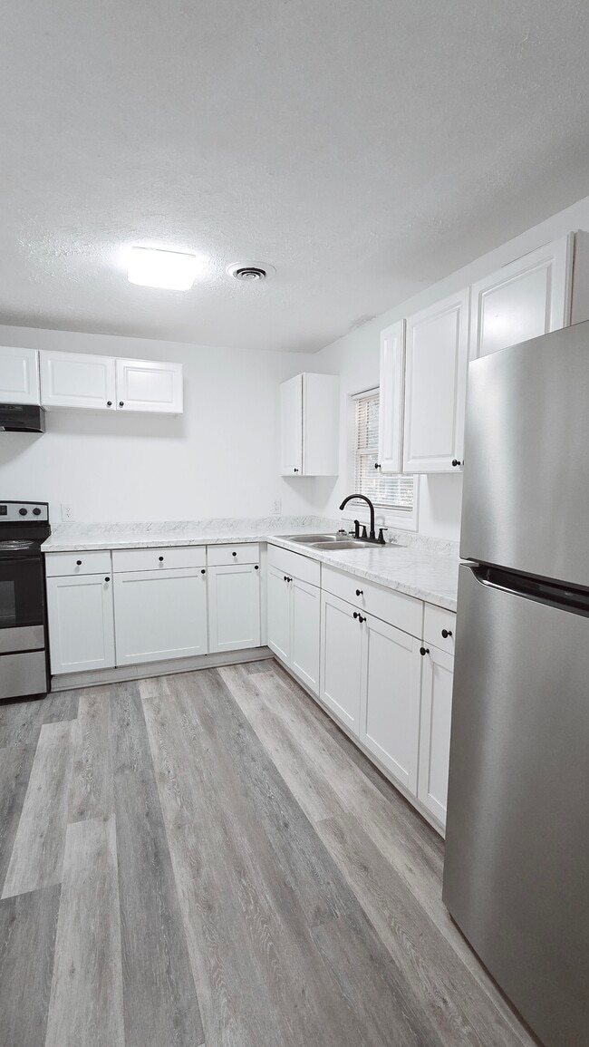 Building Photo - Monetta Apartments