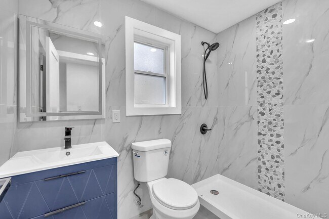 Building Photo - 74 Broadway