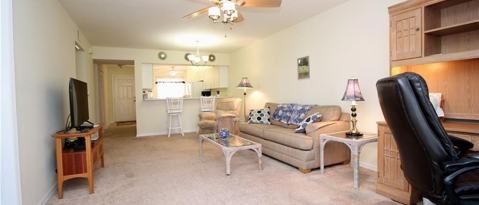 Building Photo - 273 Robin Hood Cir