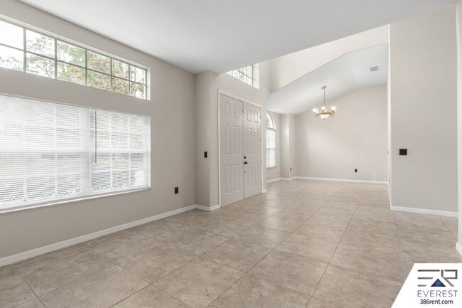 Building Photo - 60 Brigadoon Ln