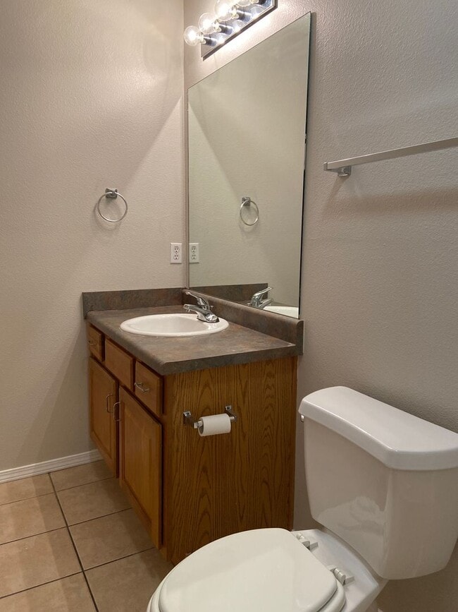 Building Photo - Condominium in Academy Commons