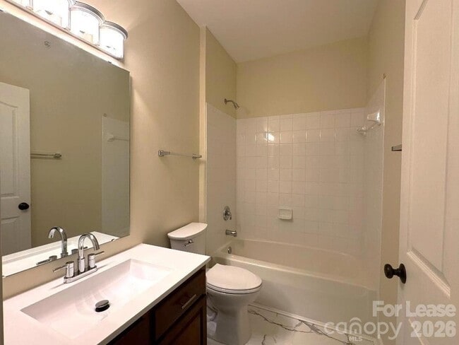 Building Photo - 16412 Redstone Mountain Ln