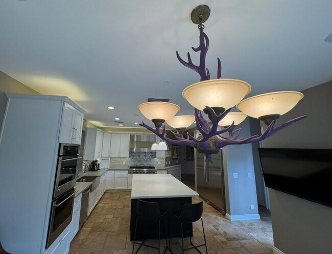 Kitchen - 3160 Bel Air Dr