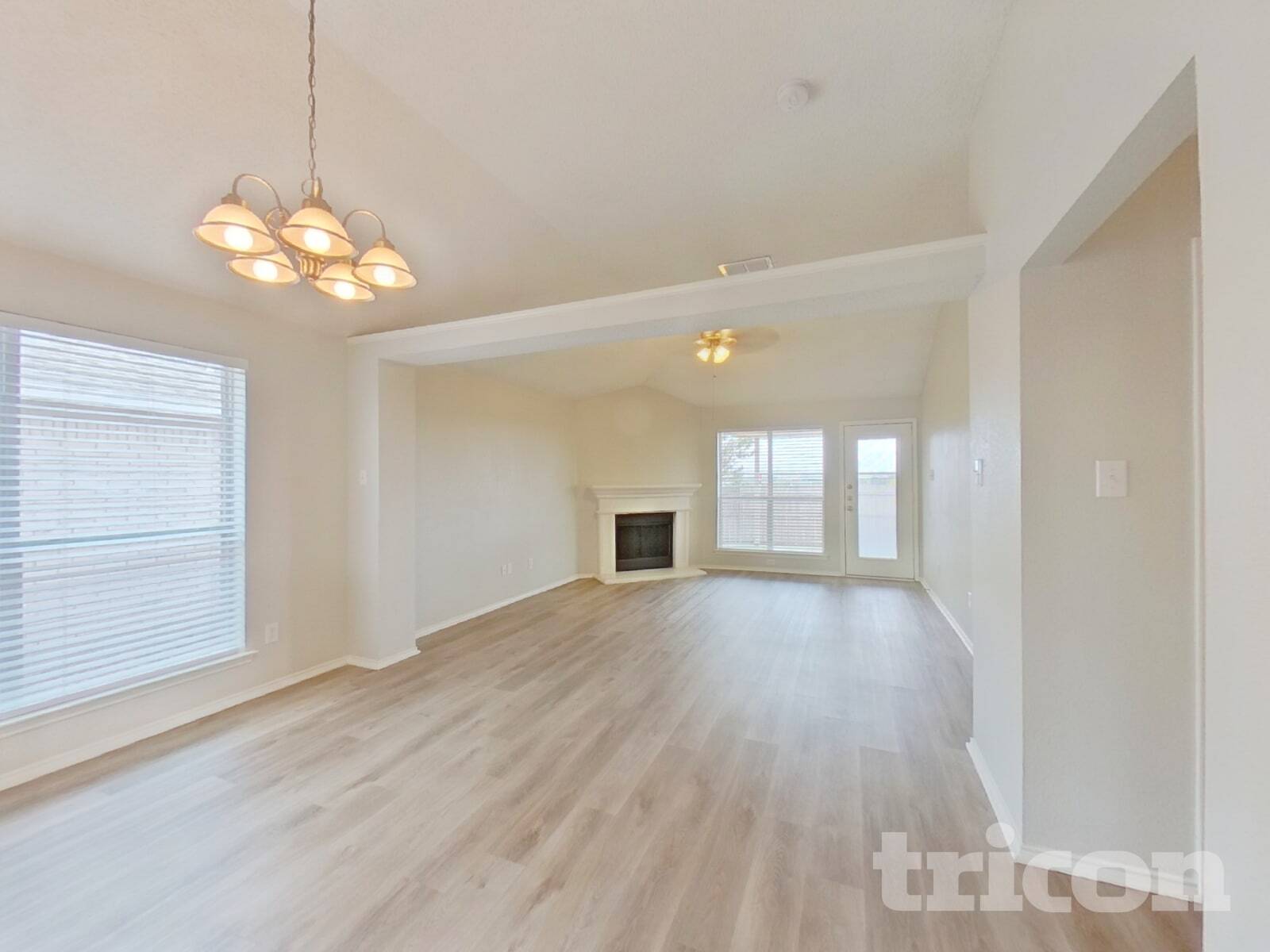 Building Photo - 10221 Dallam Ln