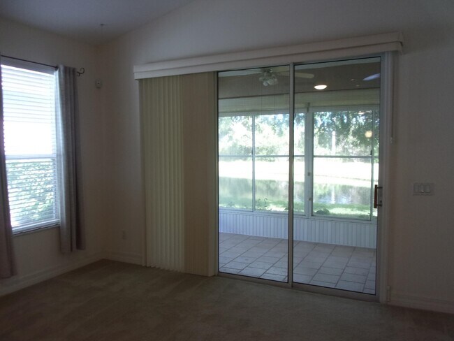 Building Photo - 512 Boxwood Pl