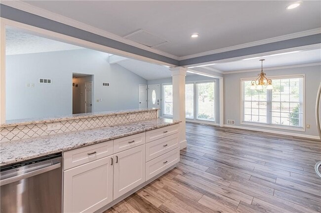 Building Photo - 3410 Dry Creek Rd