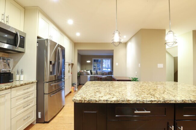 Building Photo - Welcome Home!