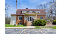 Building Photo - 1305 Oswego Rd
